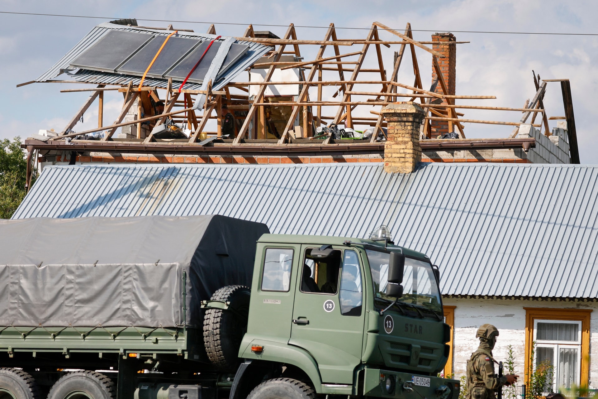 Szükség esetén lelövik a NATO légterét sértő orosz gépeket