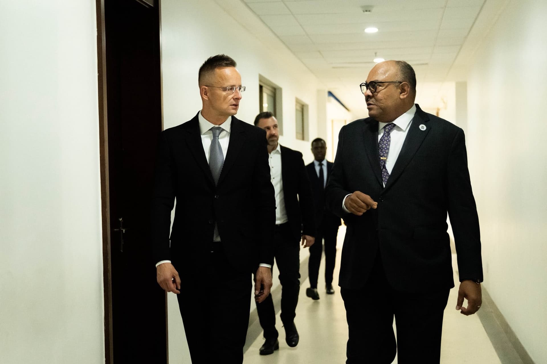 Magyar vállalatok látnak majd el negyedmillió embert ivóvízzel