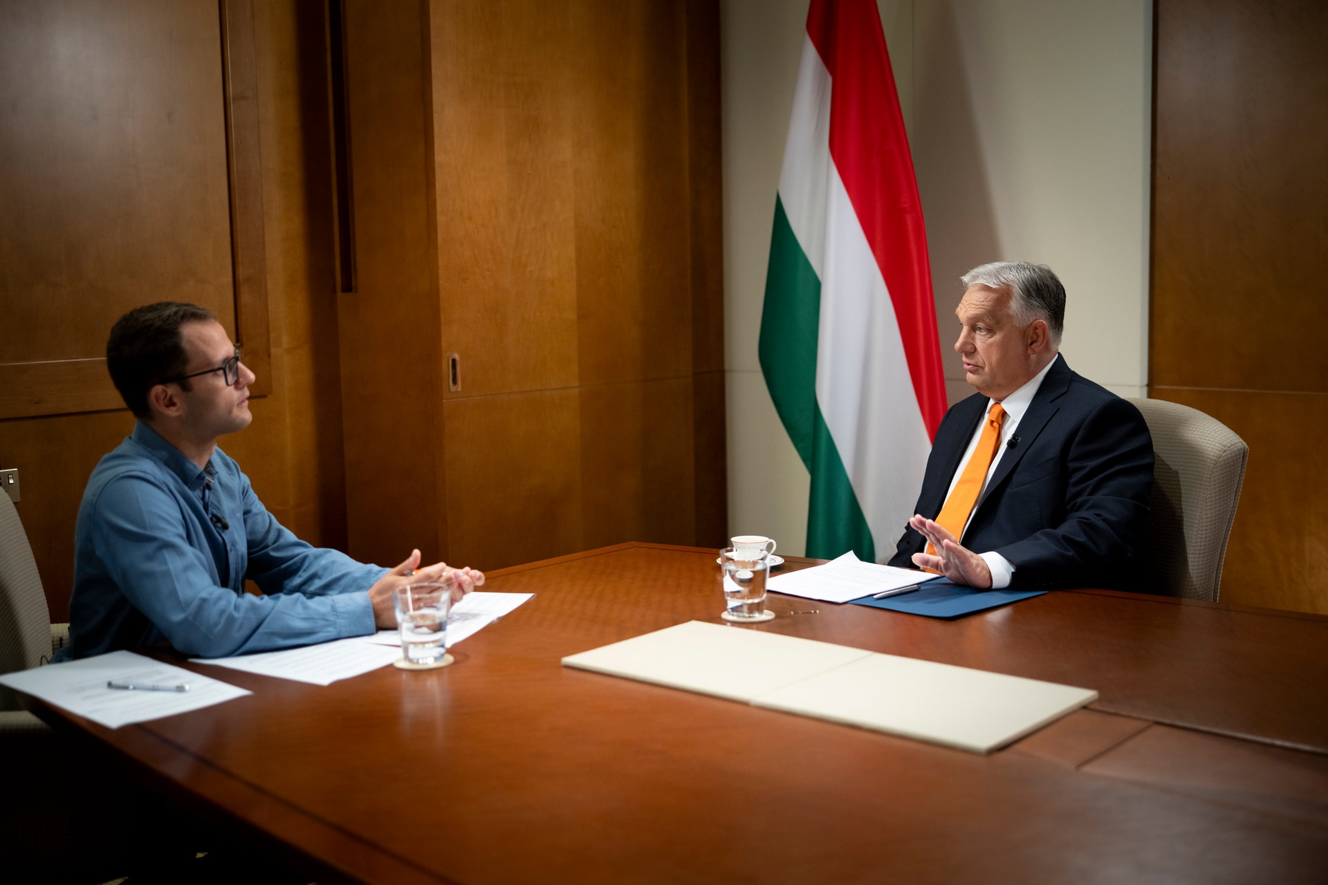 Orbán Viktor: Ursula von der Leyen bele akar tolni minket a háborúba