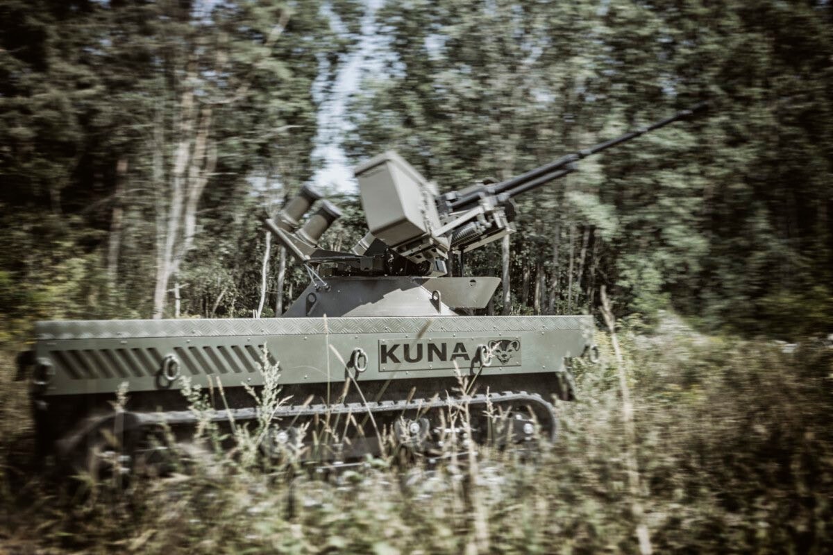 Lengyelország robotokkal fegyverzi fel magát