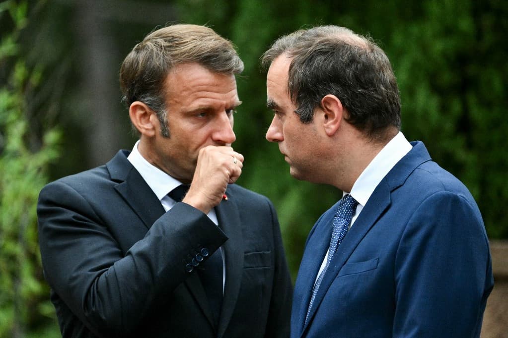 Két francia párt bizalmatlansági indítványt nyújtott be a kormány ellen