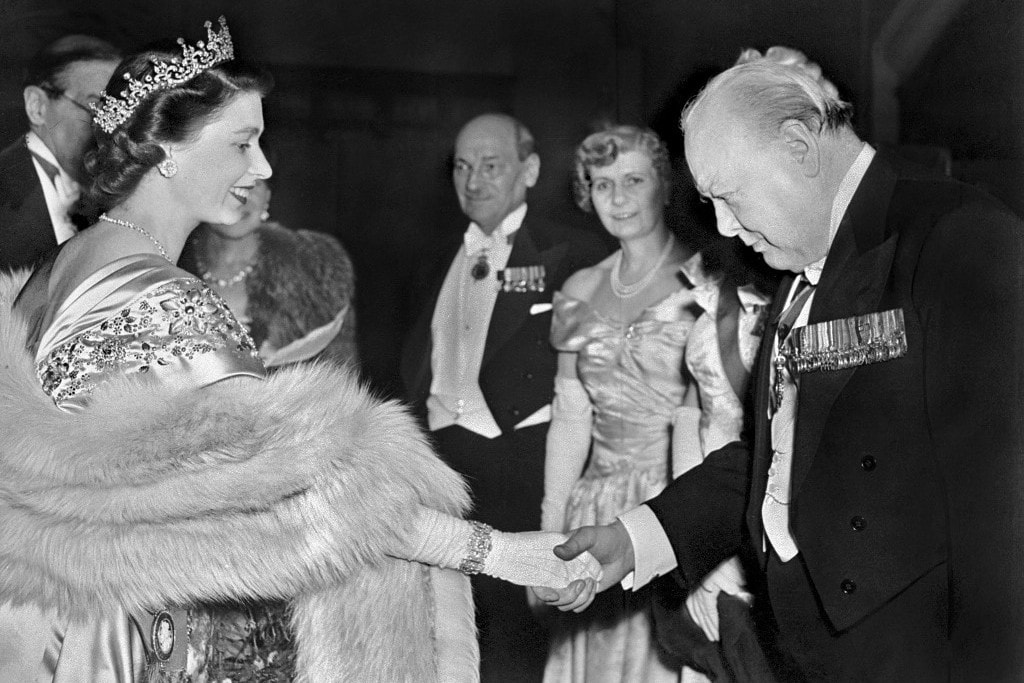 Winston Churchill, Erzsébet királynő első miniszterelnöke