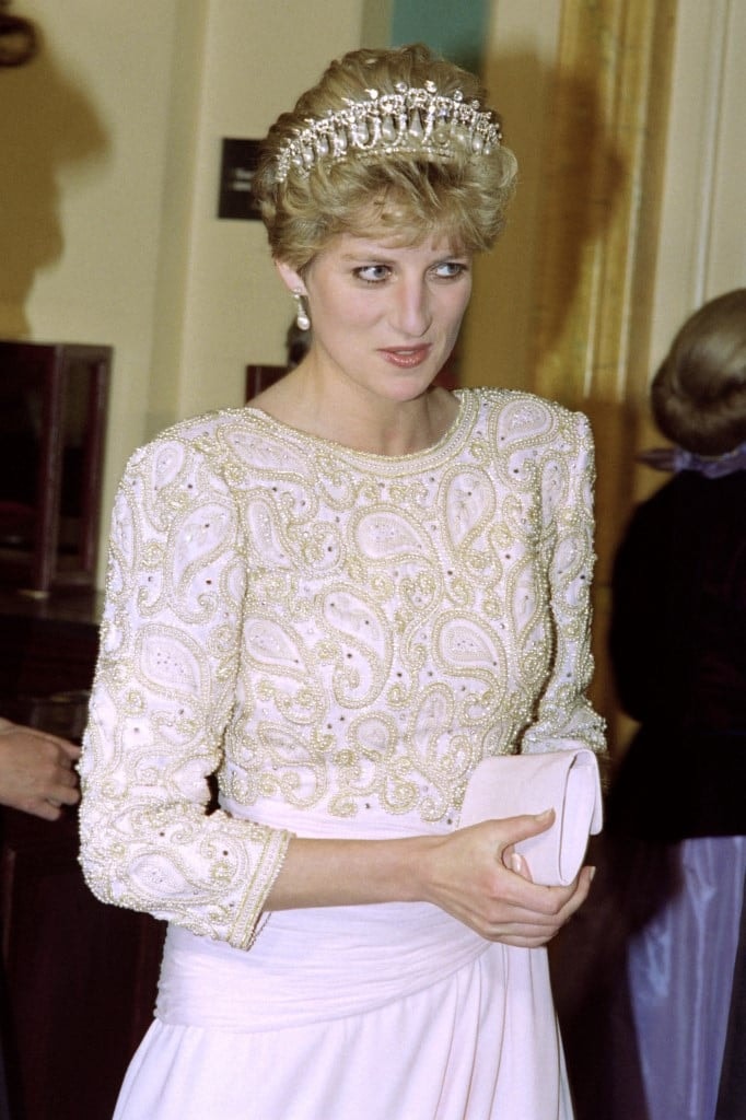 Ebben az otthonban vonta kérdőre Diana hercegné Kamillát