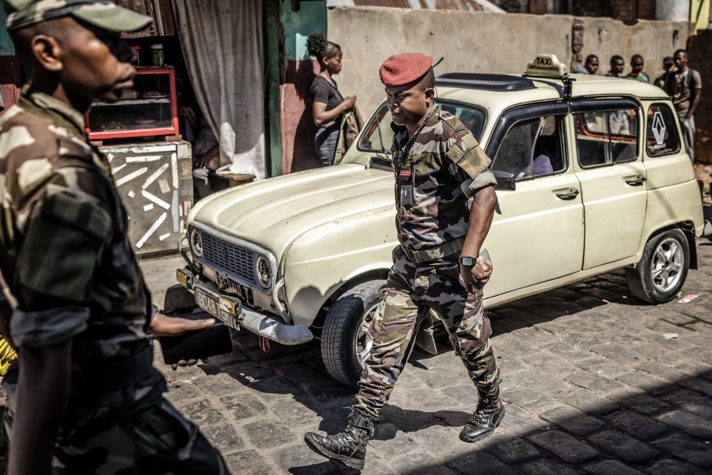 Védelmi tanács veszi át madagaszkár irányítását