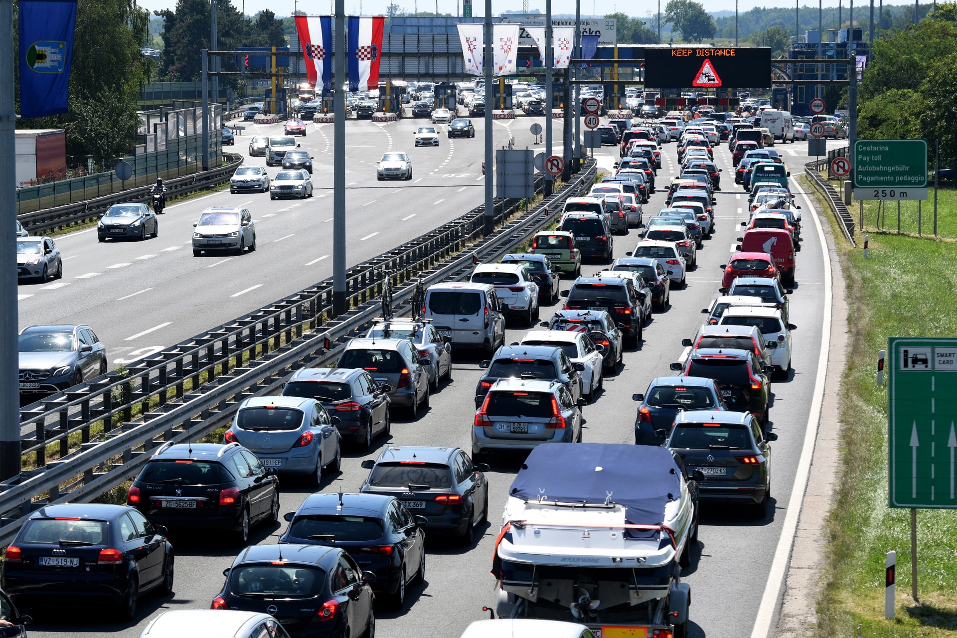 Változás lesz az éves matricák árusításában