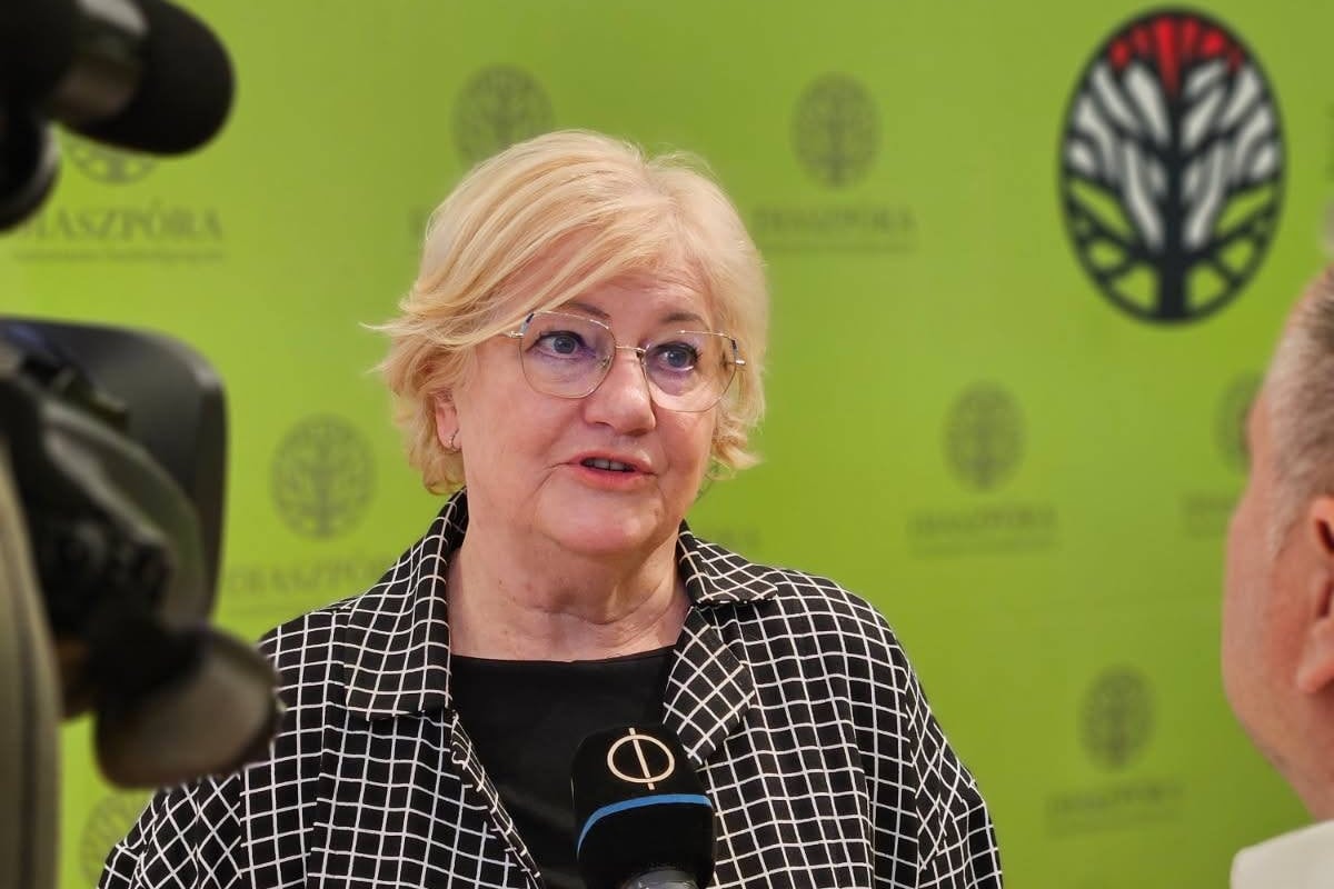 Tarpára látogatott Szili Katalin