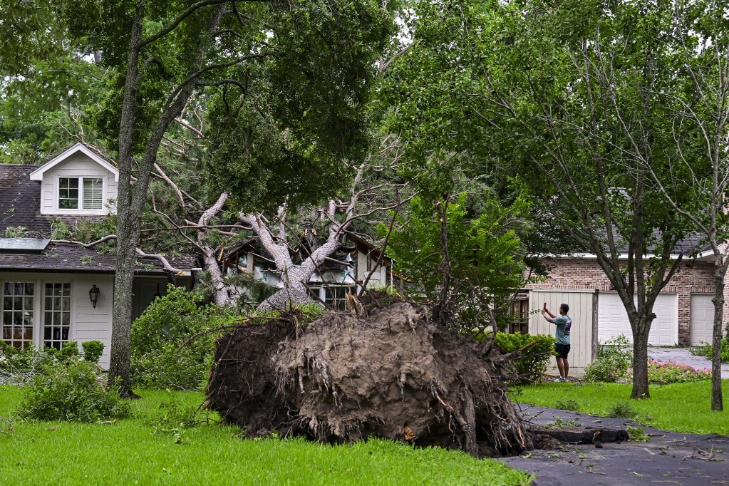 Tornádó pusztított Houstonnál