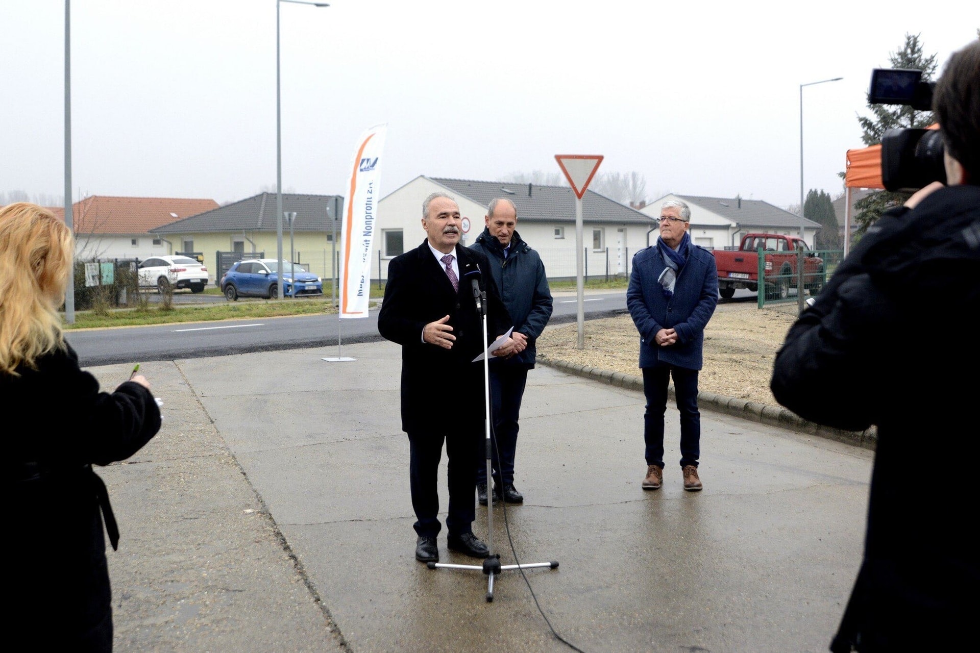 Minden út a magyar vidékre vezet