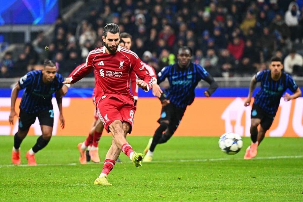 Szoboszlai volt a nyerő ember, a magyar játékos tizenegyesével győzött a Liverpool