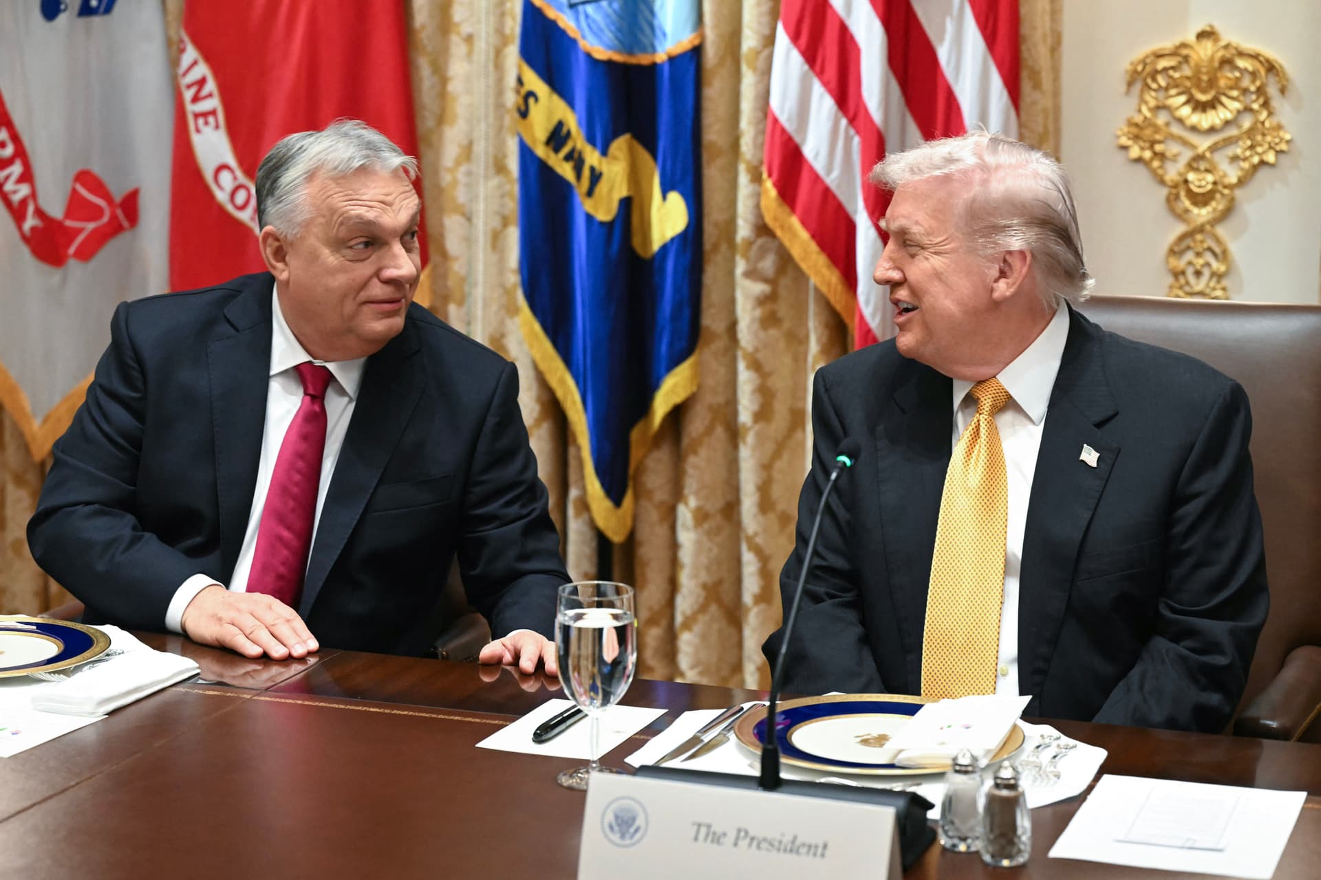 Meghívó Donald Trumptól