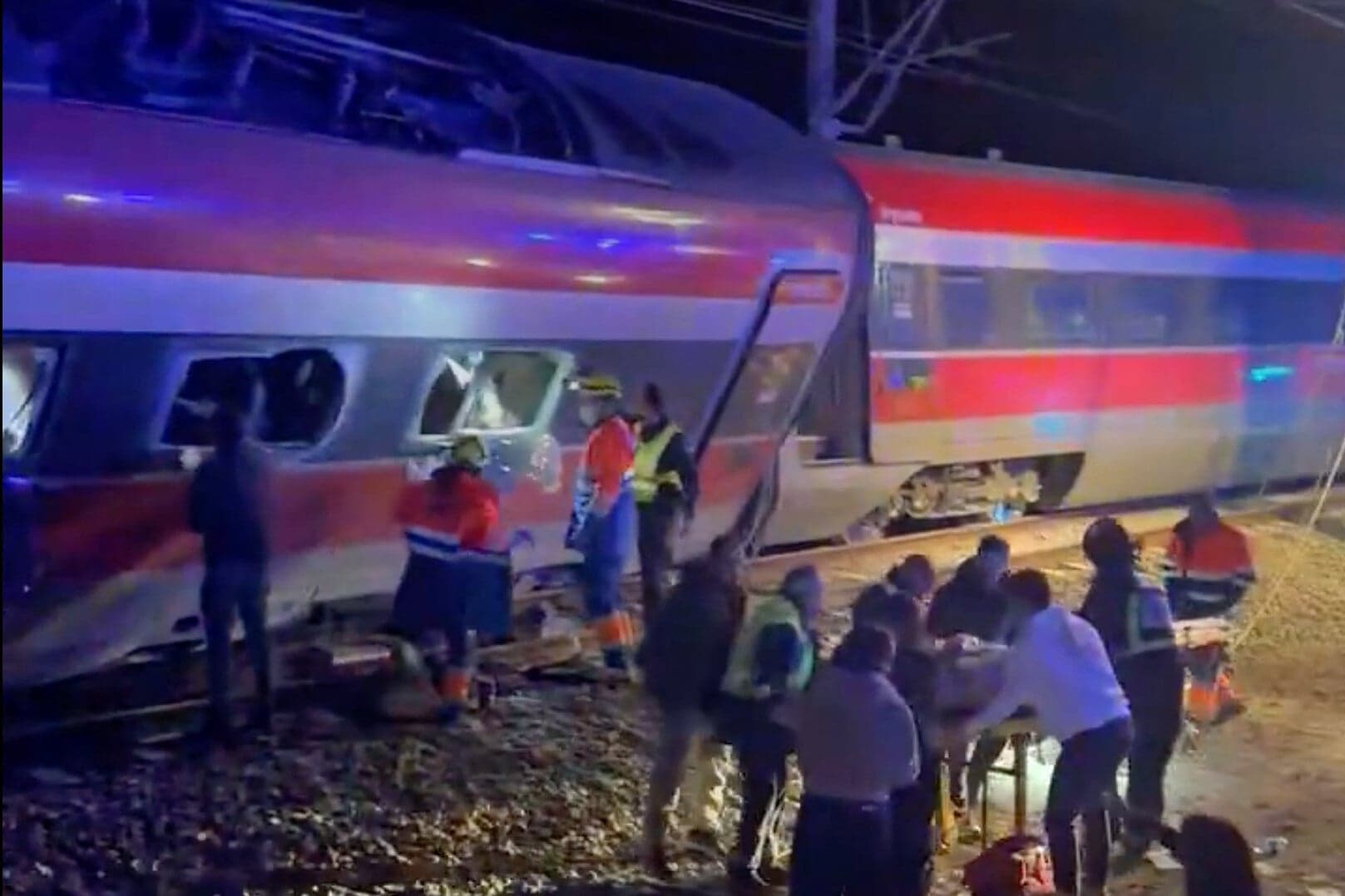 Halálos vonatbaleset történt Spanyolországban