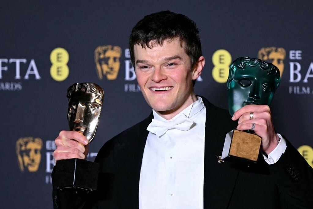 Robert Aramayo tarolt a BAFTA‑n