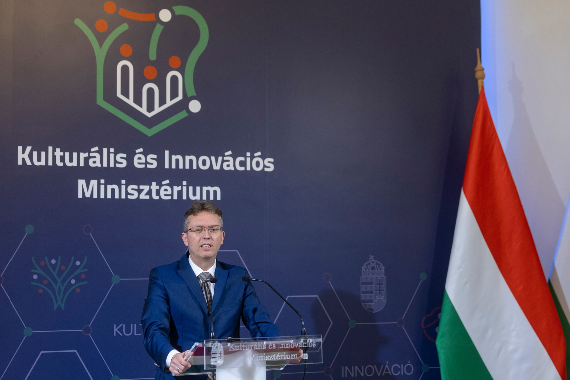 Indul a „három az egyben” képzés