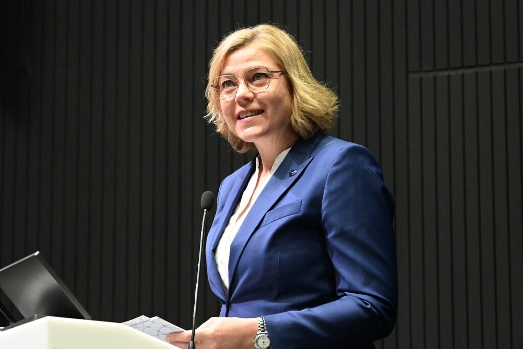 Átfogó uniós fellépés indul az online zaklatás ellen