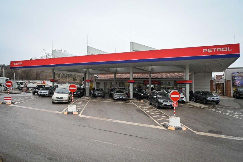 Szlovénia mégsem szabadítja fel stratégiai olajtartalékait