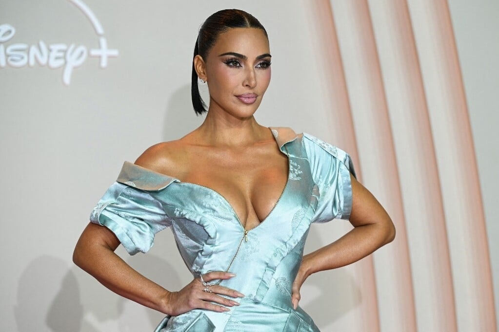 Kim Kardashian Tokióig utazott Hamilton miatt