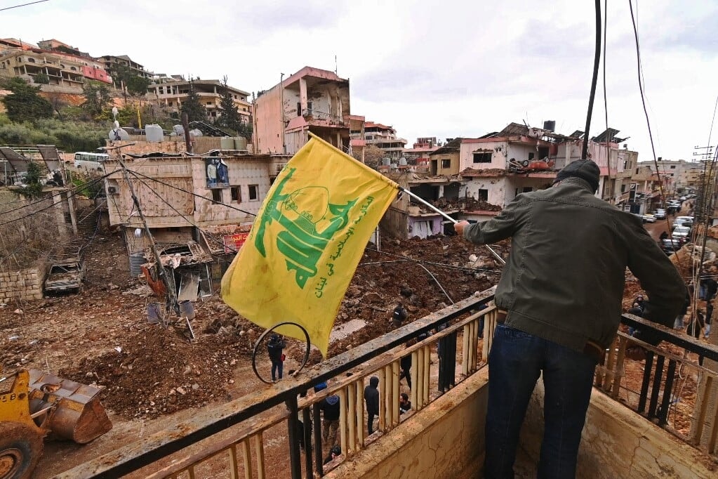 Fegyverletételre szólítják a Hezbollah-t