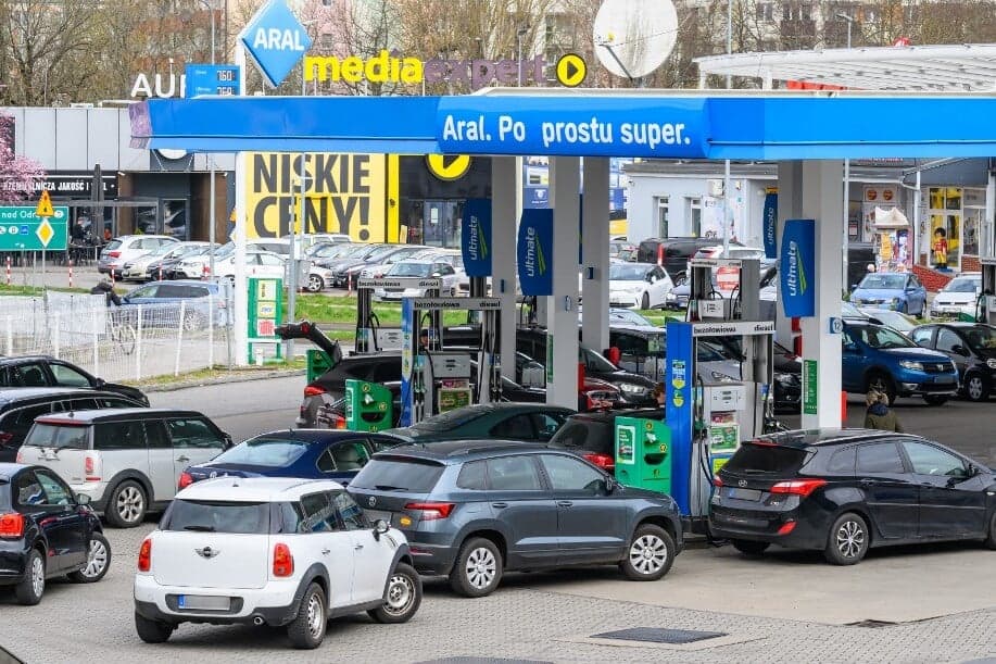 Az IMF óva intette Európát az üzemanyagadó csökkentésétől