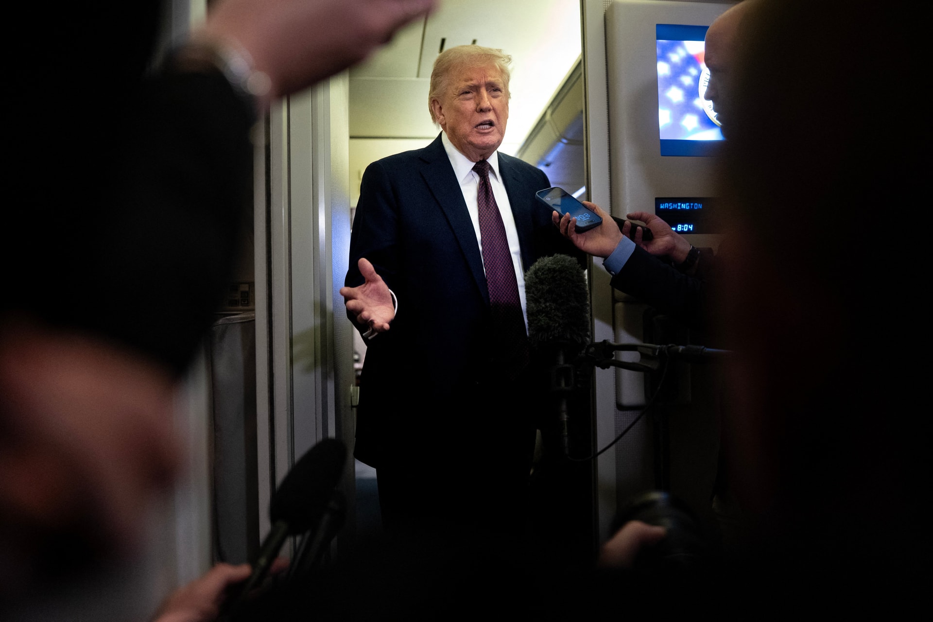 Trump: Hadihajókkal védjék meg a saját olajukat az európaiak