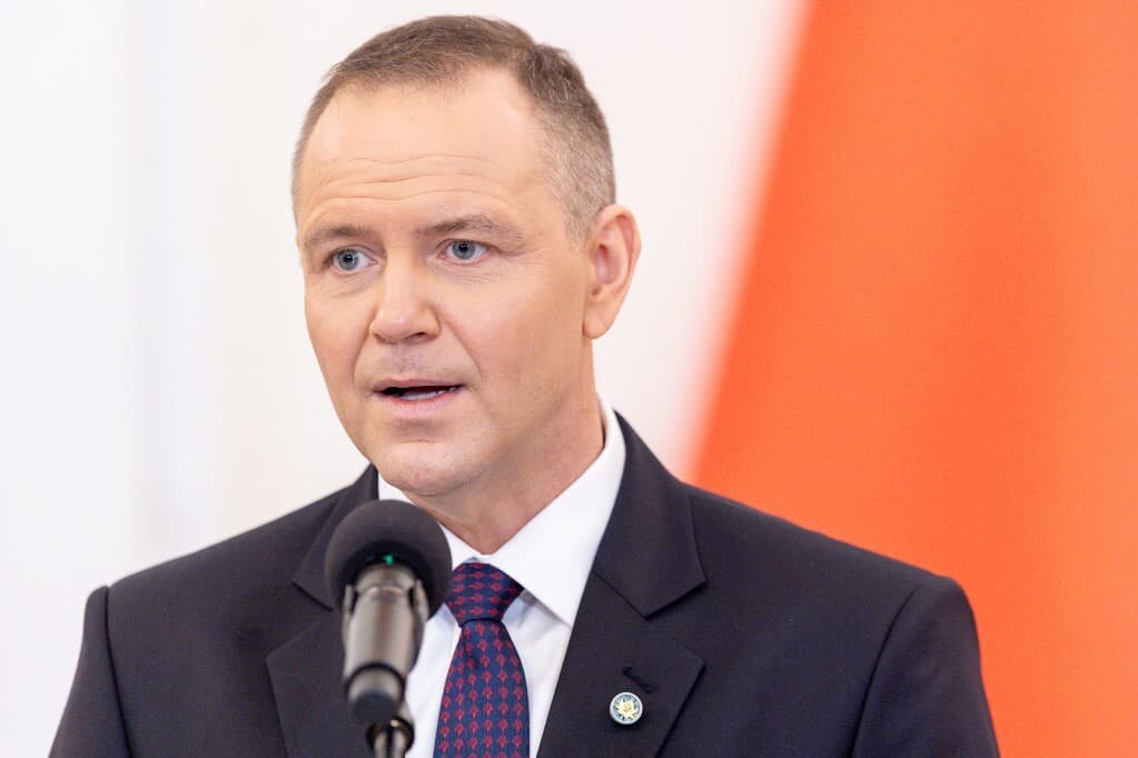 Hazaárulással vádolják a lengyel elnököt