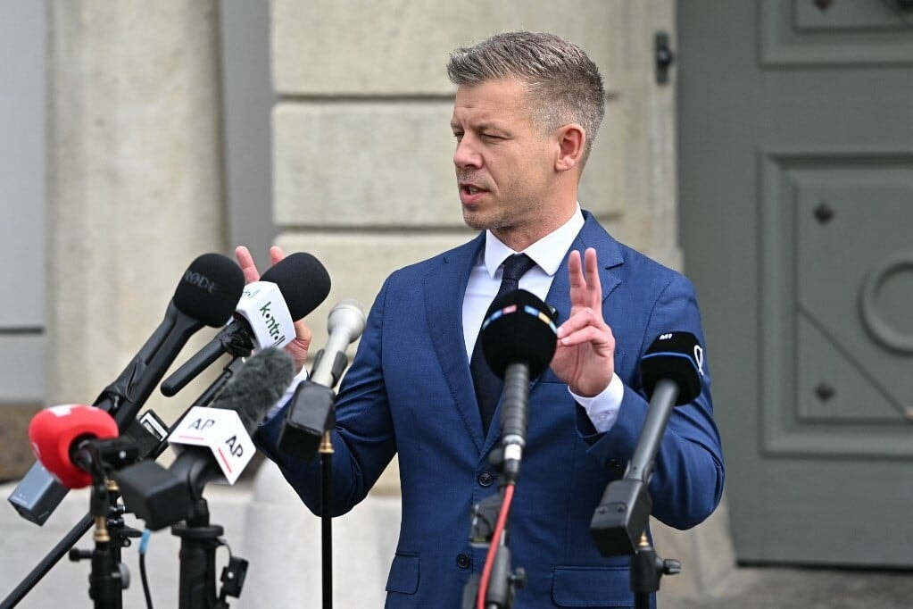 Soha nem látott többség, soha nem látott felhatalmazás