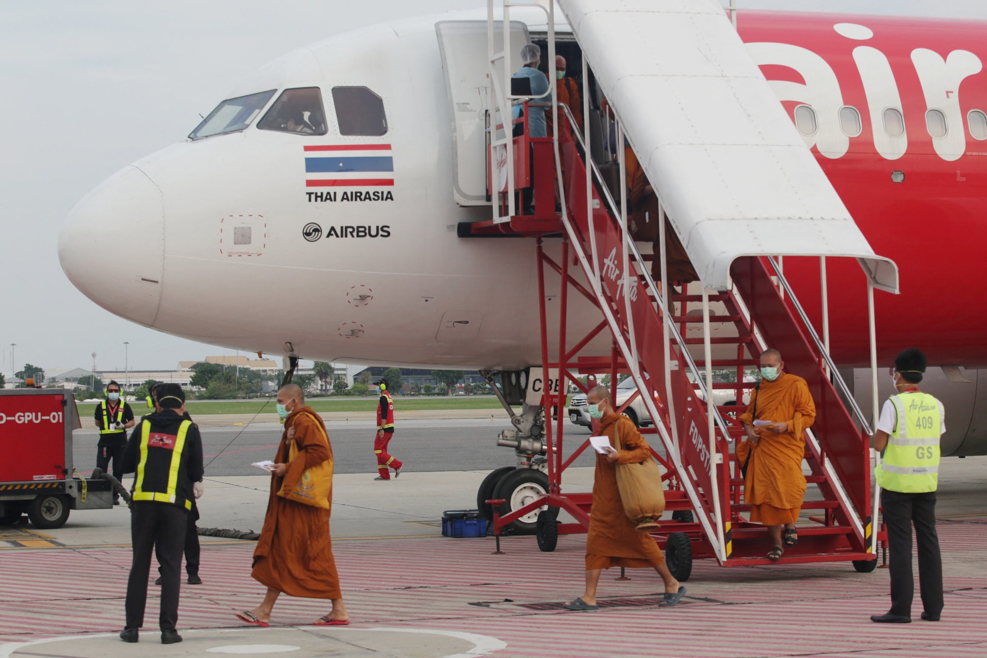 110 kg kannabiszt próbáltak csempészni a buddhista szerzetesek