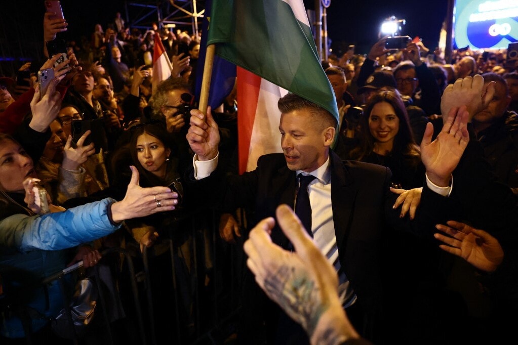 Sorban érkeznek a gratulációk Magyar Péternek