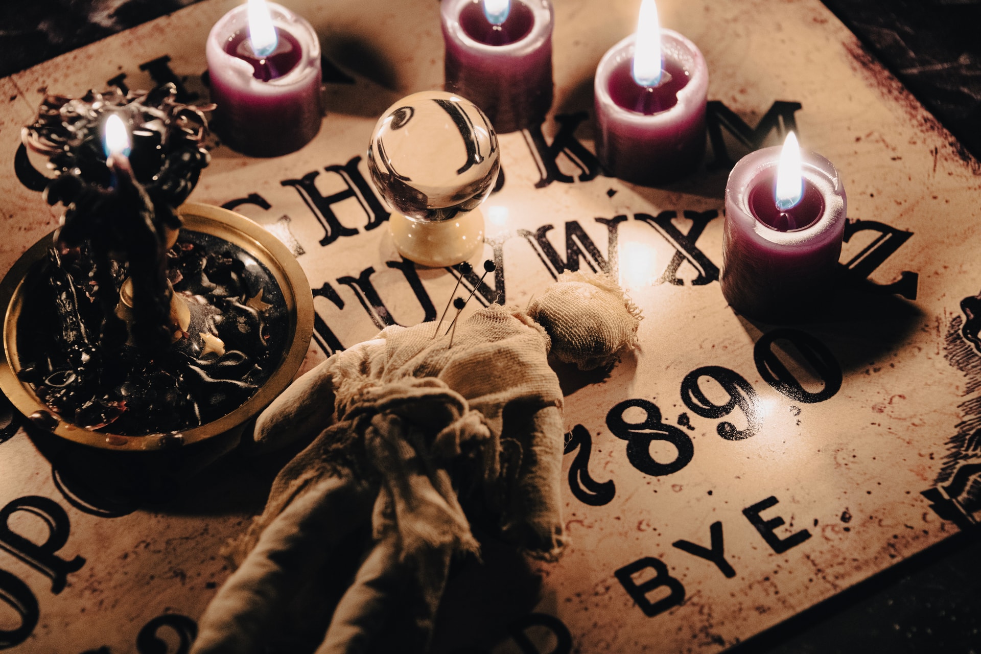 A „kísérteties” tudomány az Ouija táblák mögött