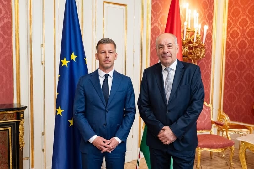 Sulyok Tamás utolsó esélye vagy Magyar Péter első önkorlátozási próbája?