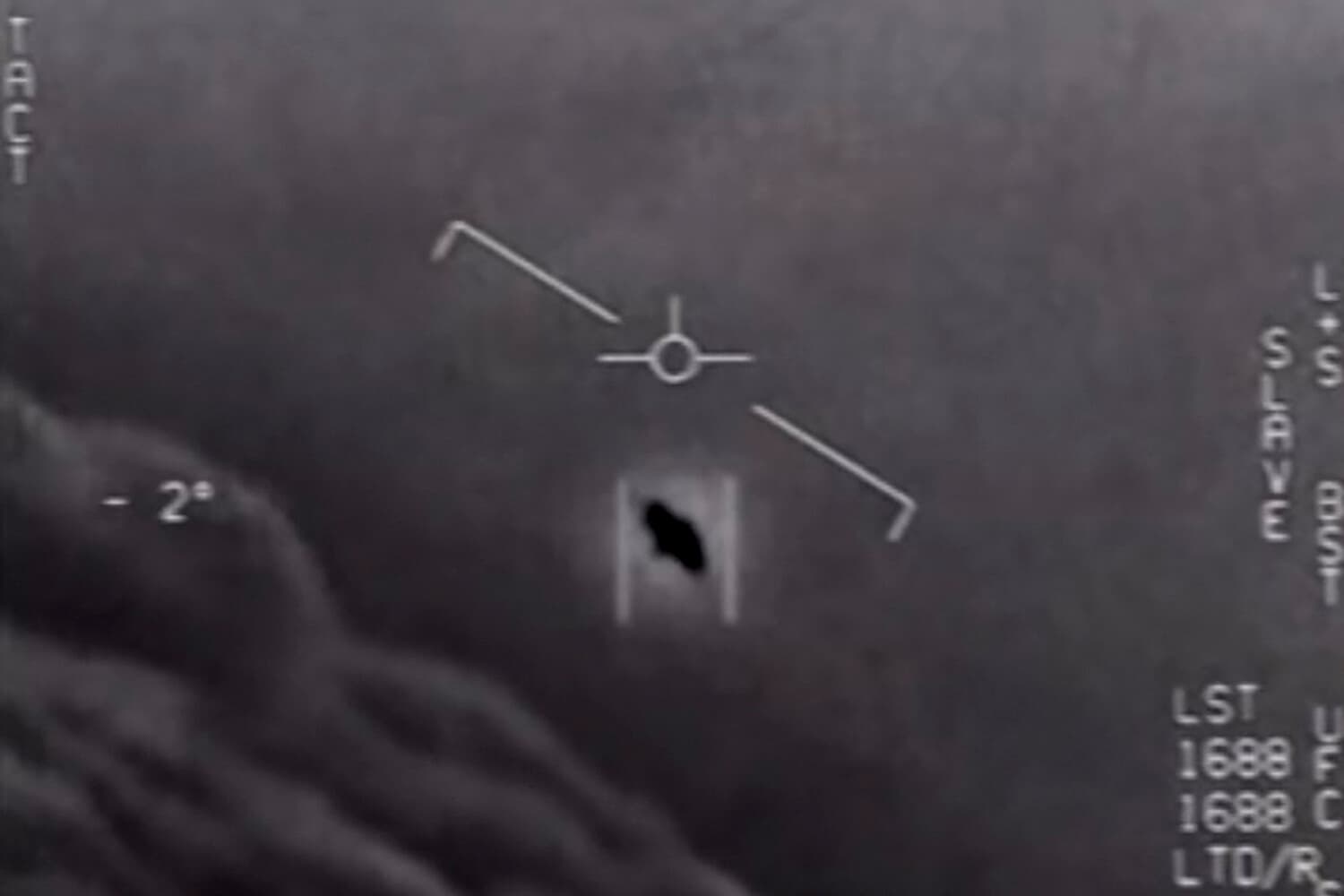 A Pentagon közzétette legújabb UFO-fájljait és videóit + VIDEÓ
