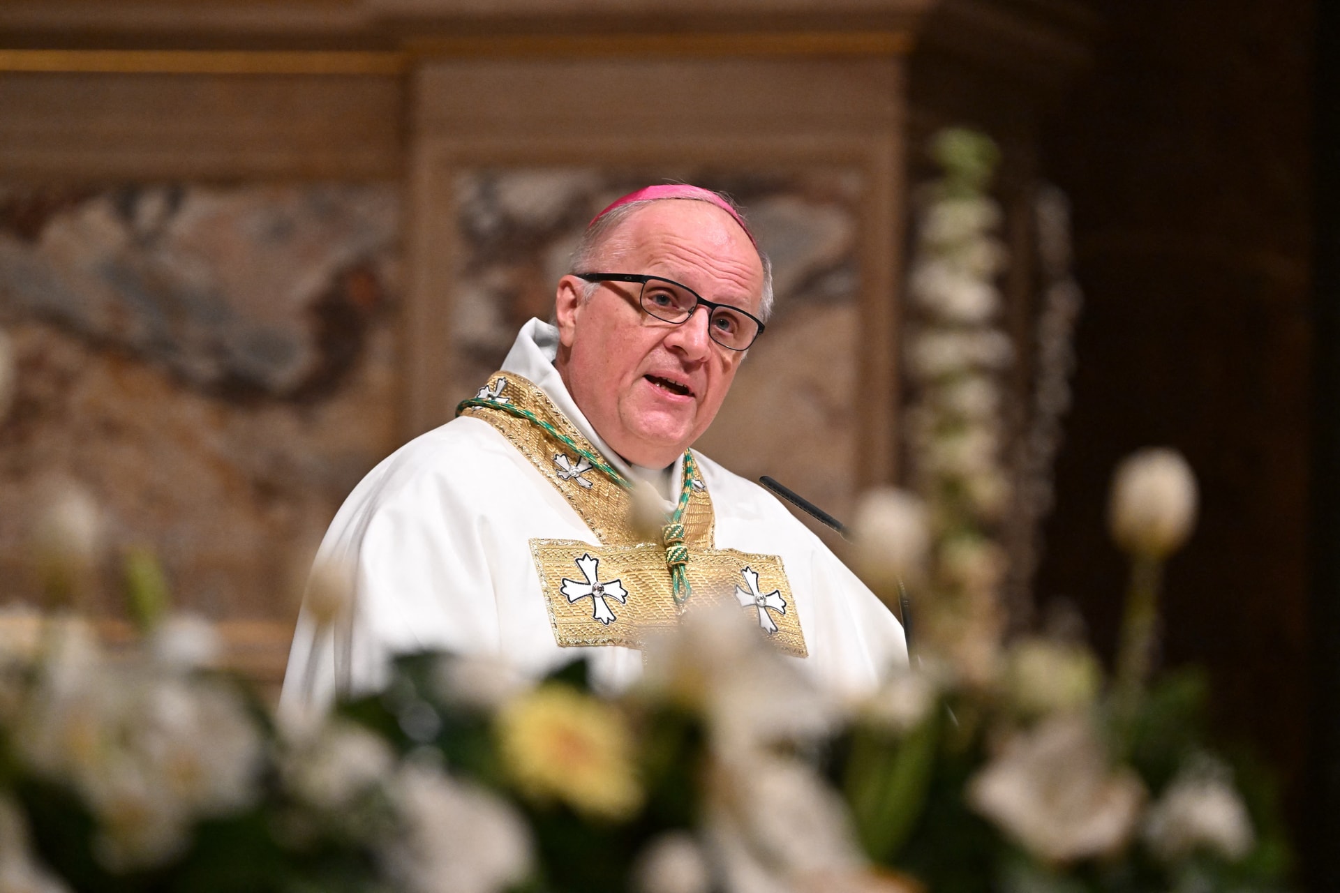 Távozik Magyarország apostoli nunciusa