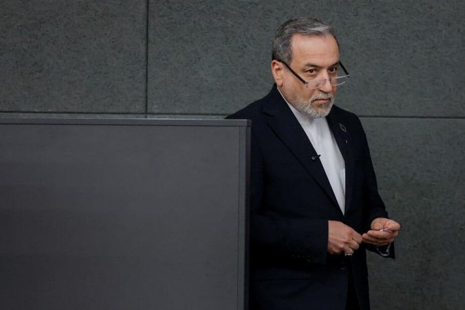 Irán külügyminisztere szerint Izraelnek le kell állítania a Libanon elleni támadásokat