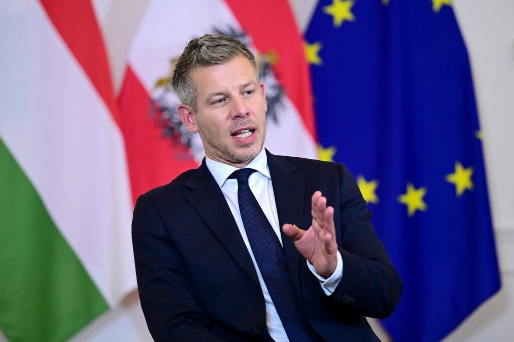 Az EU-nak Ukrajna előtt a nyugat-balkáni államokat kellene felvennie