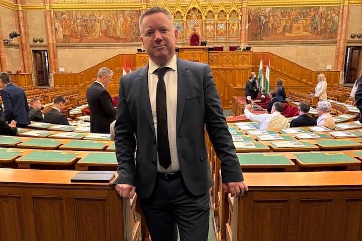 Mit hozhat Pósfai Gábor a rendvédelembe?