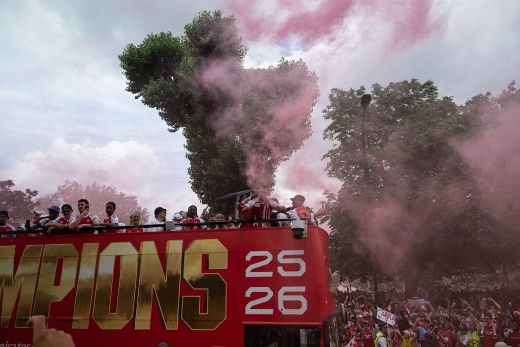 Százezrek ünnepelték Londonban az Arsenal bajnoki címét
