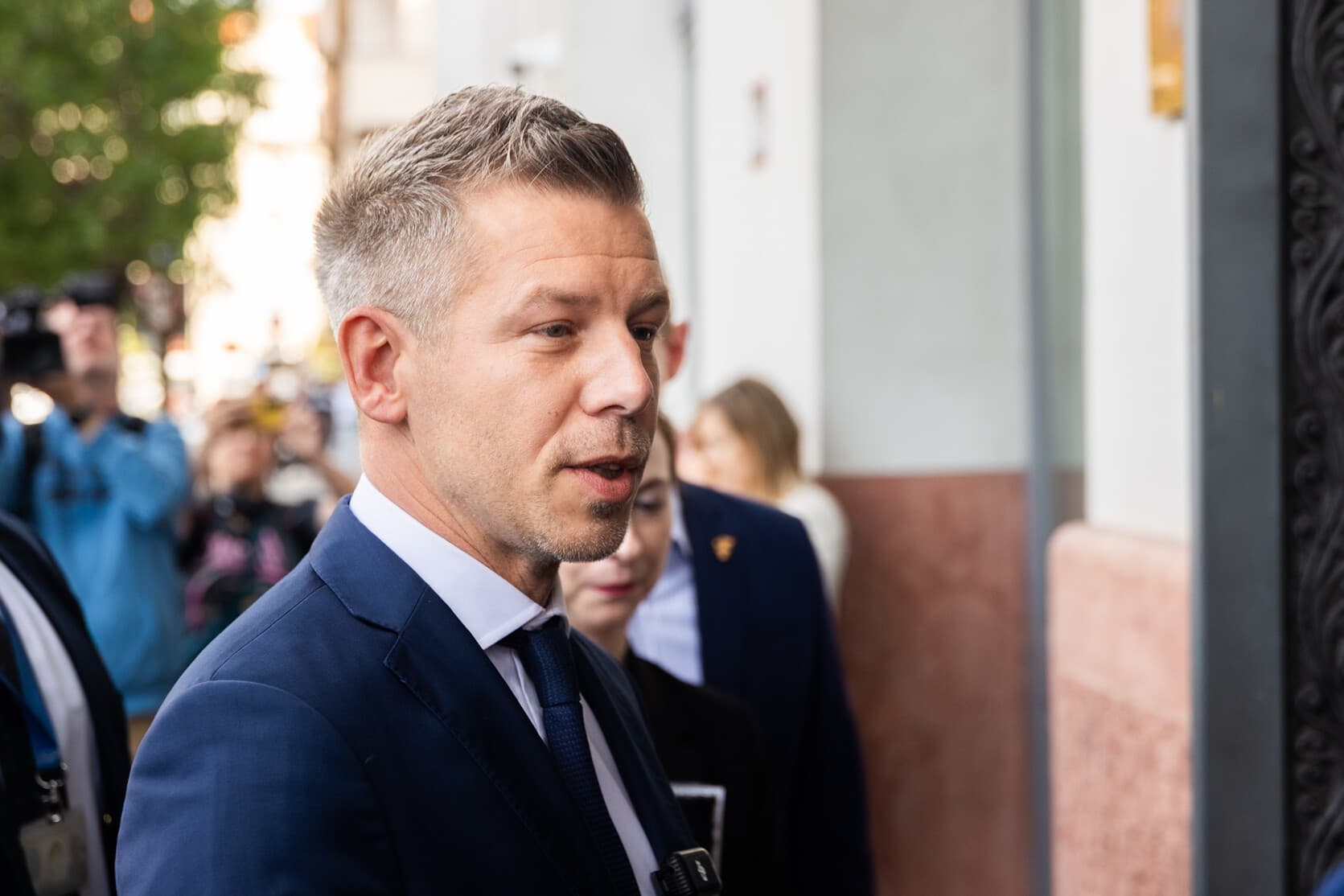 Magyar Péter nyilvánosságra hozza a kegyelmi ügy igazságügyi tárcánál lévő dossziéját