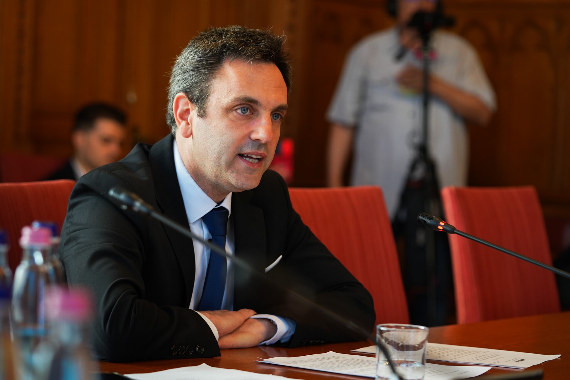 Napirendre került az alaptörvény módosítása