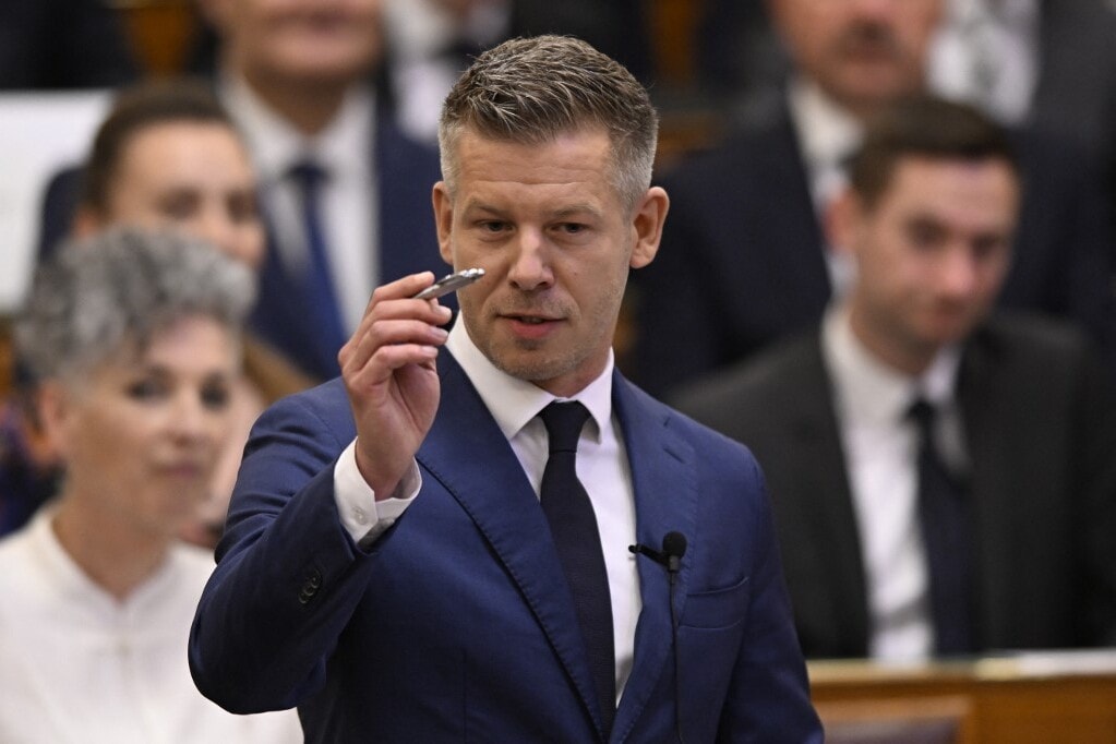 A védett üzemanyagár kivezetését kezdeményezi a kormány