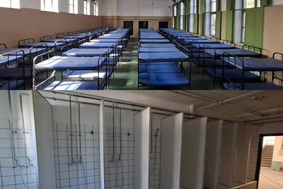 Így néz ki a vitnyédi migránstábor belülről