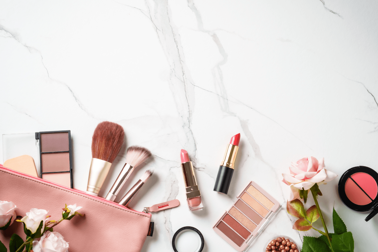 Skinimalizmus, no-makeup smink, avagy a kevesebb több