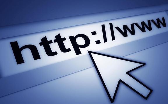 Ingyenes internet az általános iskolák tanulóinak és pedagógusainak is