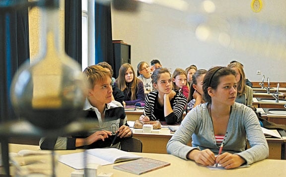 Jutalmat kap a pénzügyi tudatosságot fejlesztő iskola