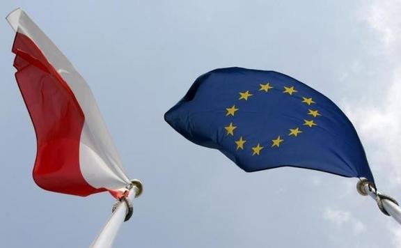 Kötelezettségszegési eljárás indult Lengyelország ellen