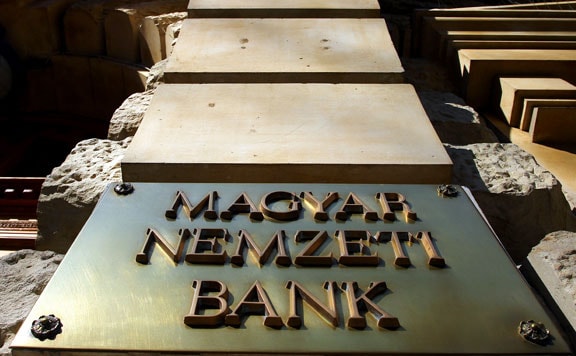 Már csak néhány hétig válthatóak át a húsz éve bevont bankjegyek