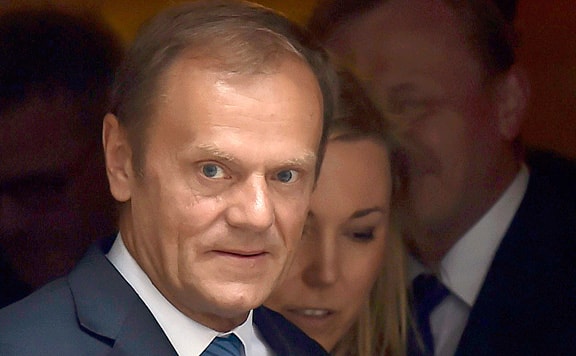 Századvég: Donald Tusk méltatlanná vált a néppárti elnökséghez