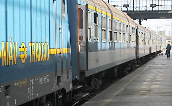 MÁV: Egyre több pótdíjat szednek be a bliccelőktől