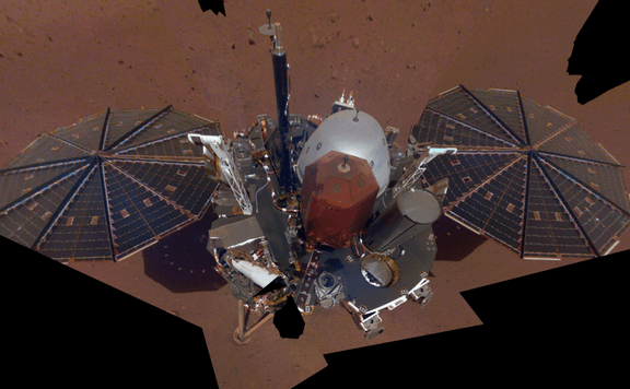 Csak találgatni tudnak a kutatók, hogy miért rengett a Mars
